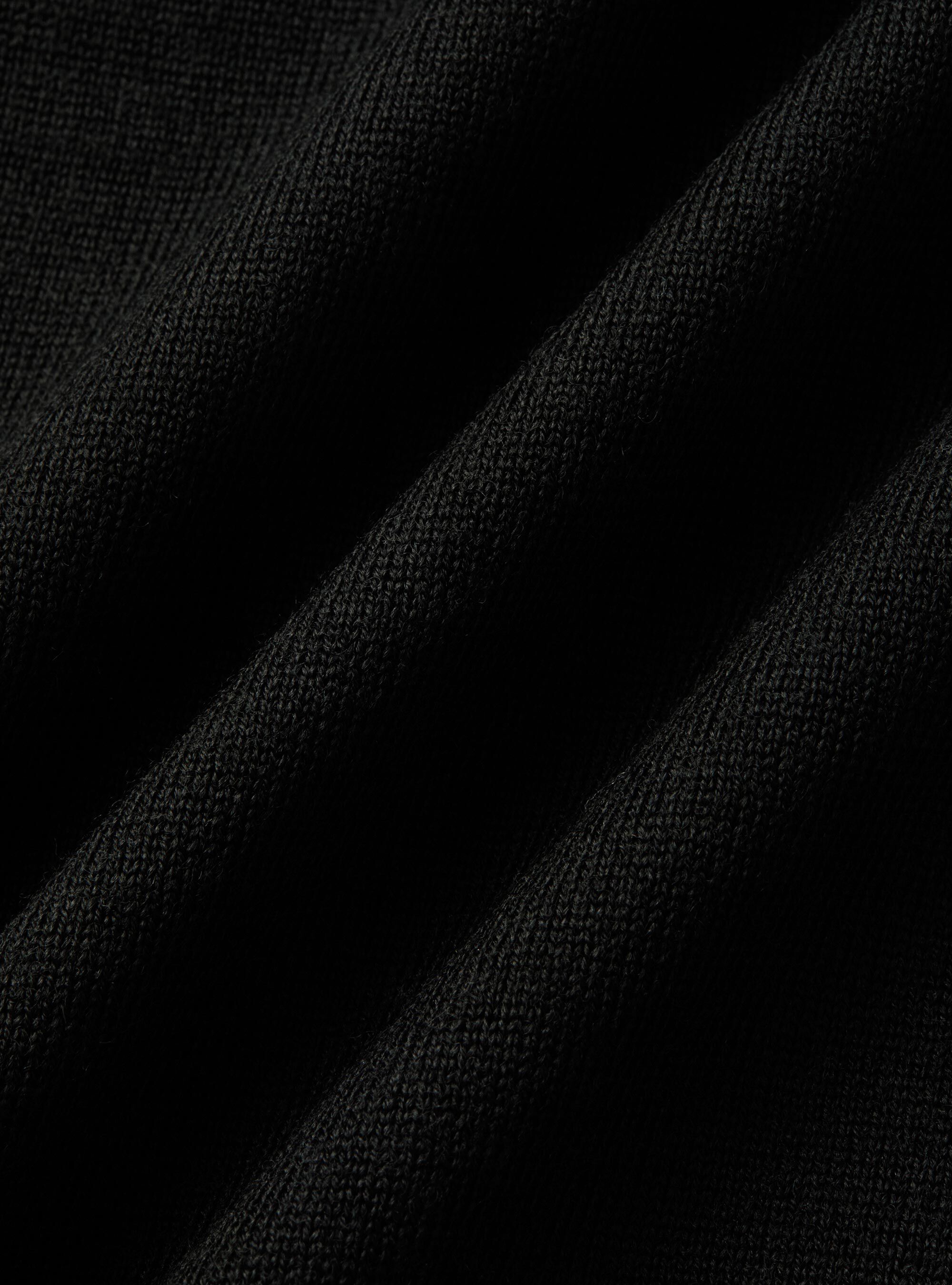 Polo en laine m&eacute;rinos extra-fine, NOIR