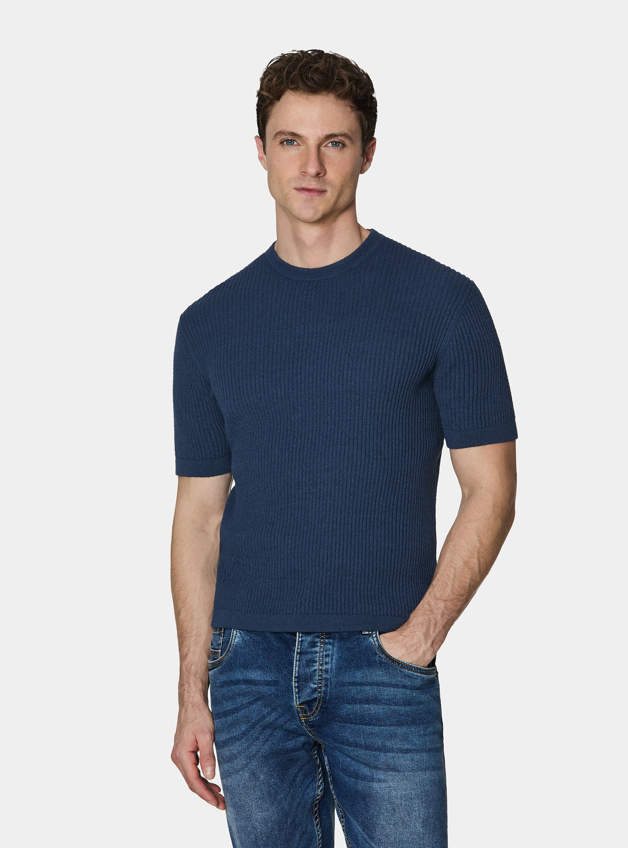 Crew neck in ribbed boucl&eacute; knit, INK