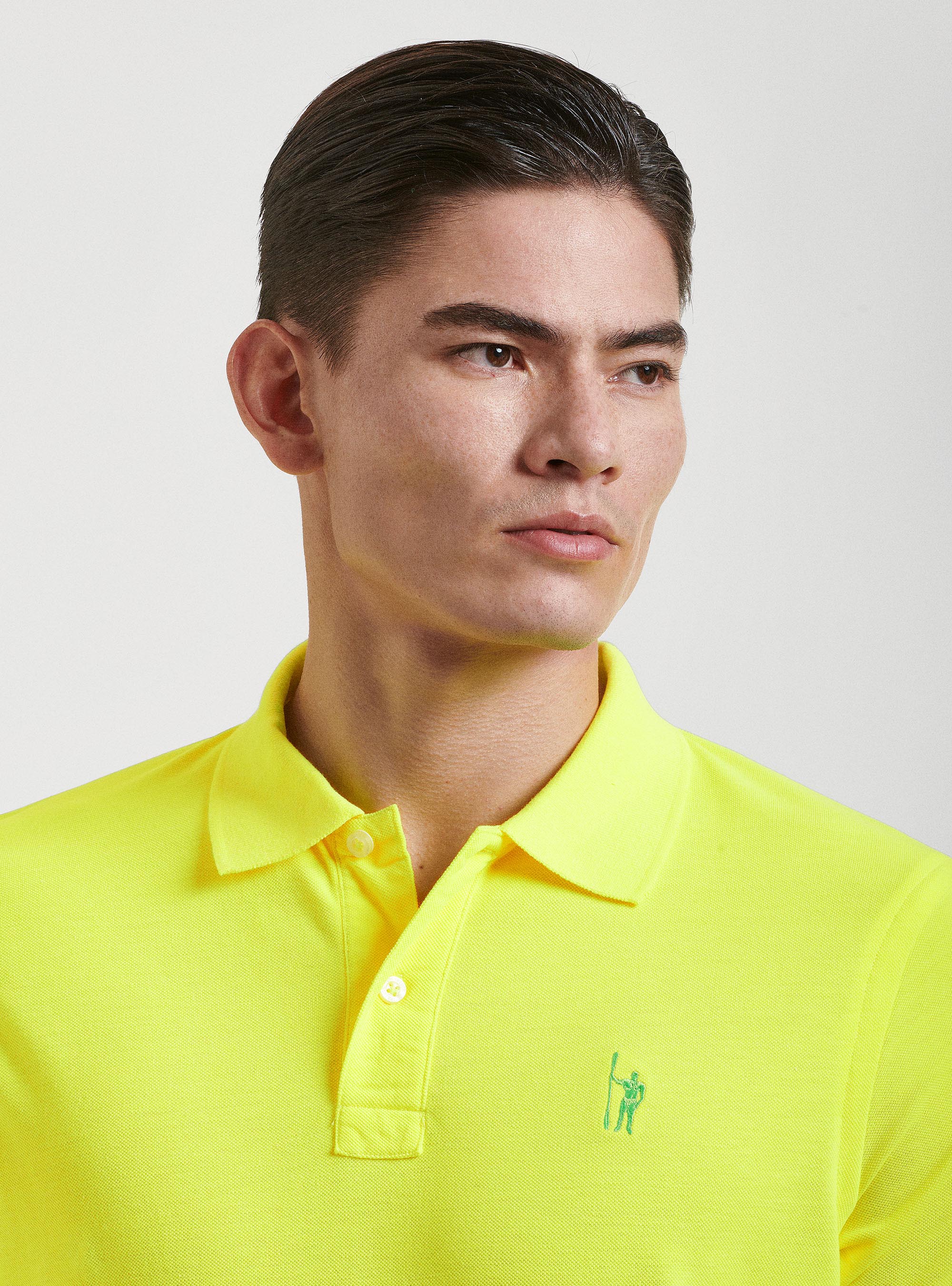 Polo fluorescente in piquet con ricamo, 0751C GIALLO FLUO