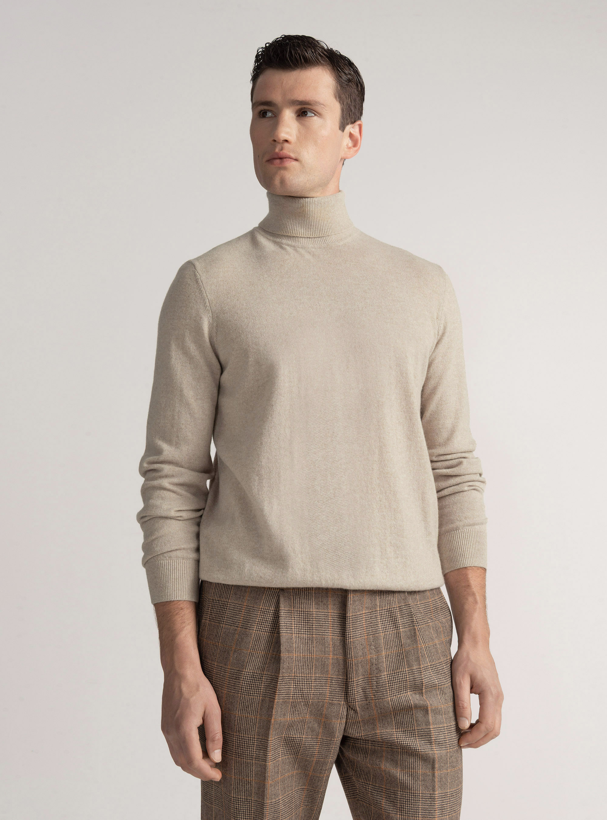 Cashmere turtleneck, ECRU