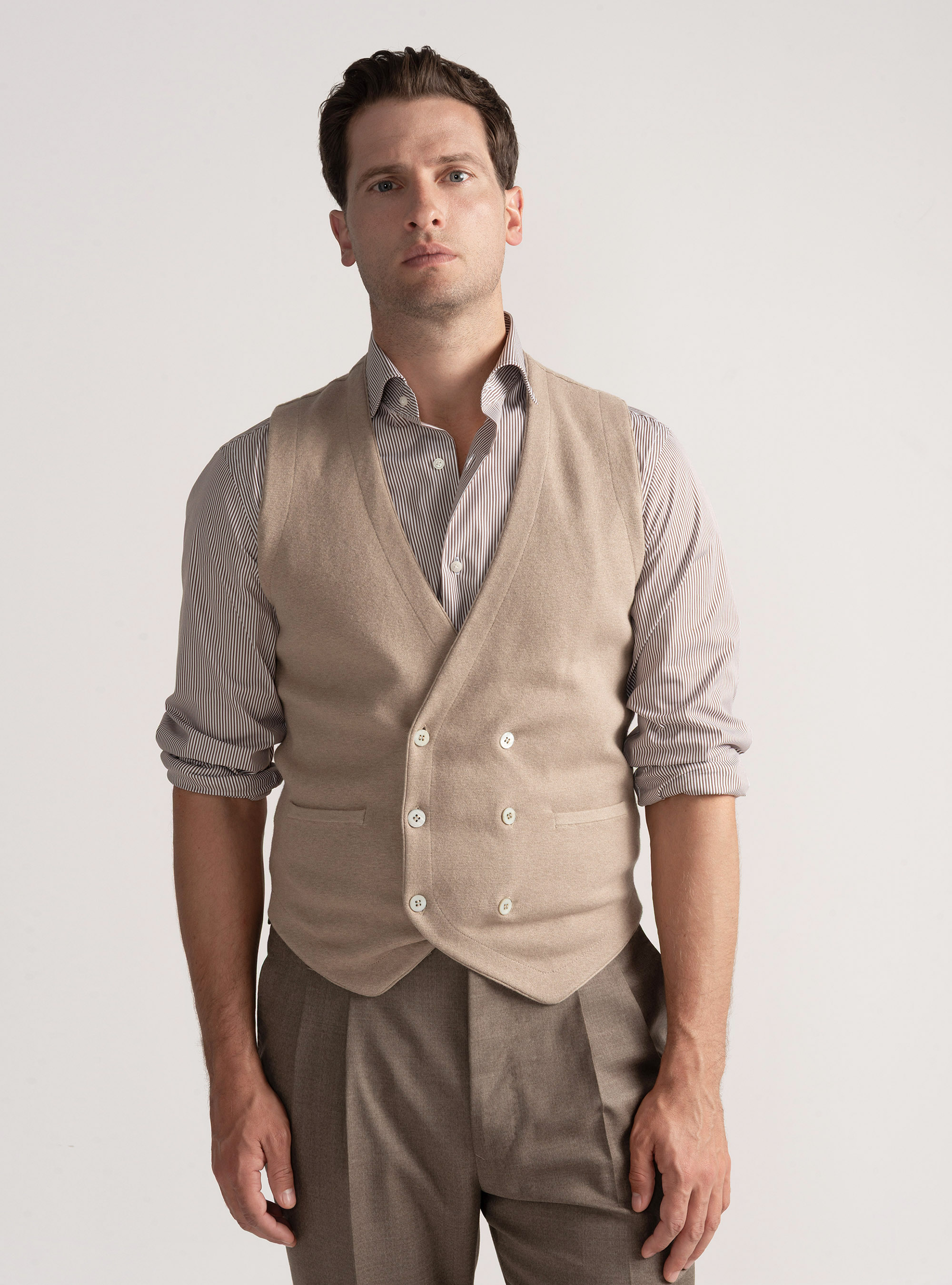 Double-breasted cotton and cashmere knit gilet, SAND