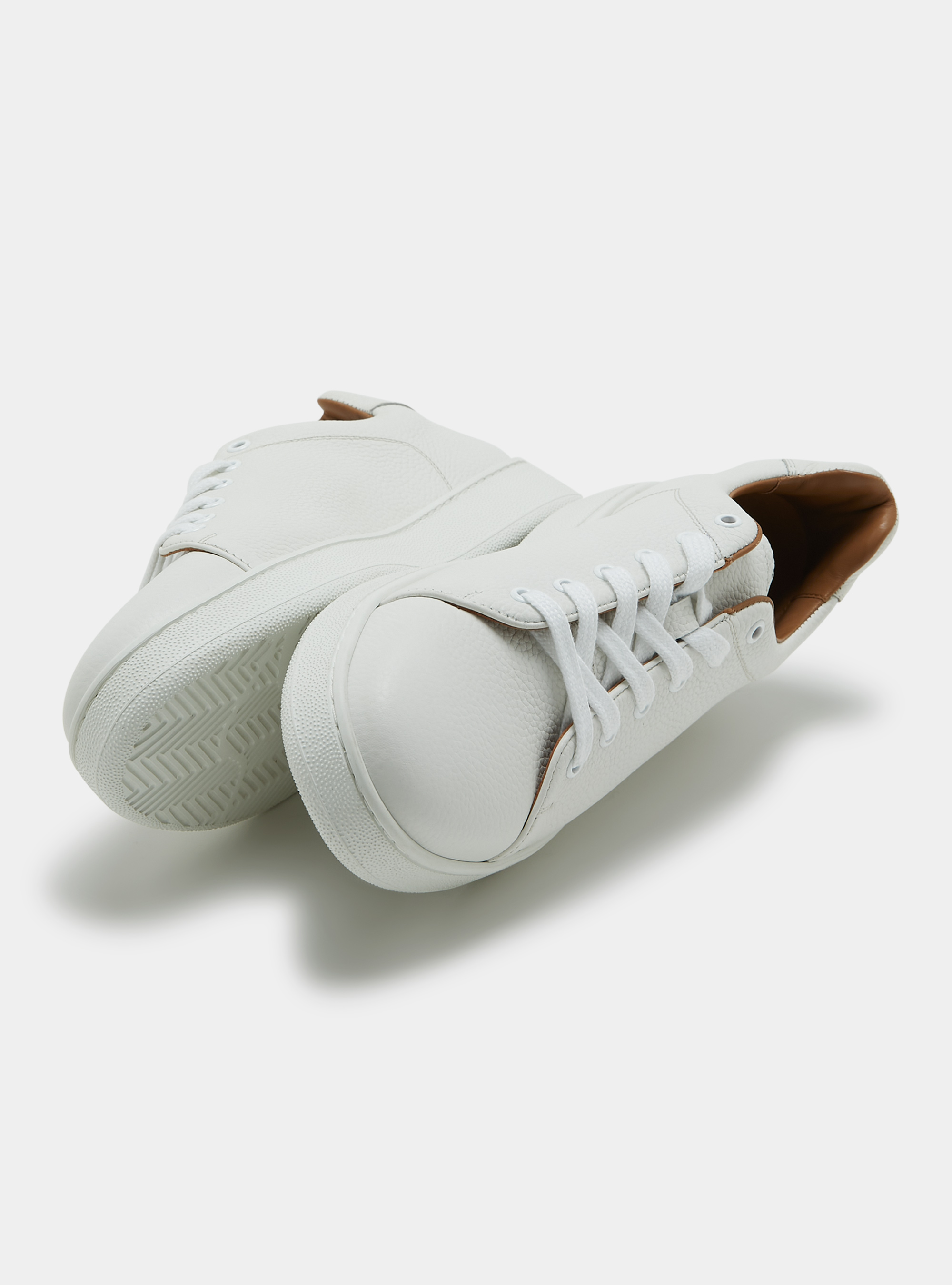 Turnschuhe aus genarbtem Leder, BIANCO 0099C