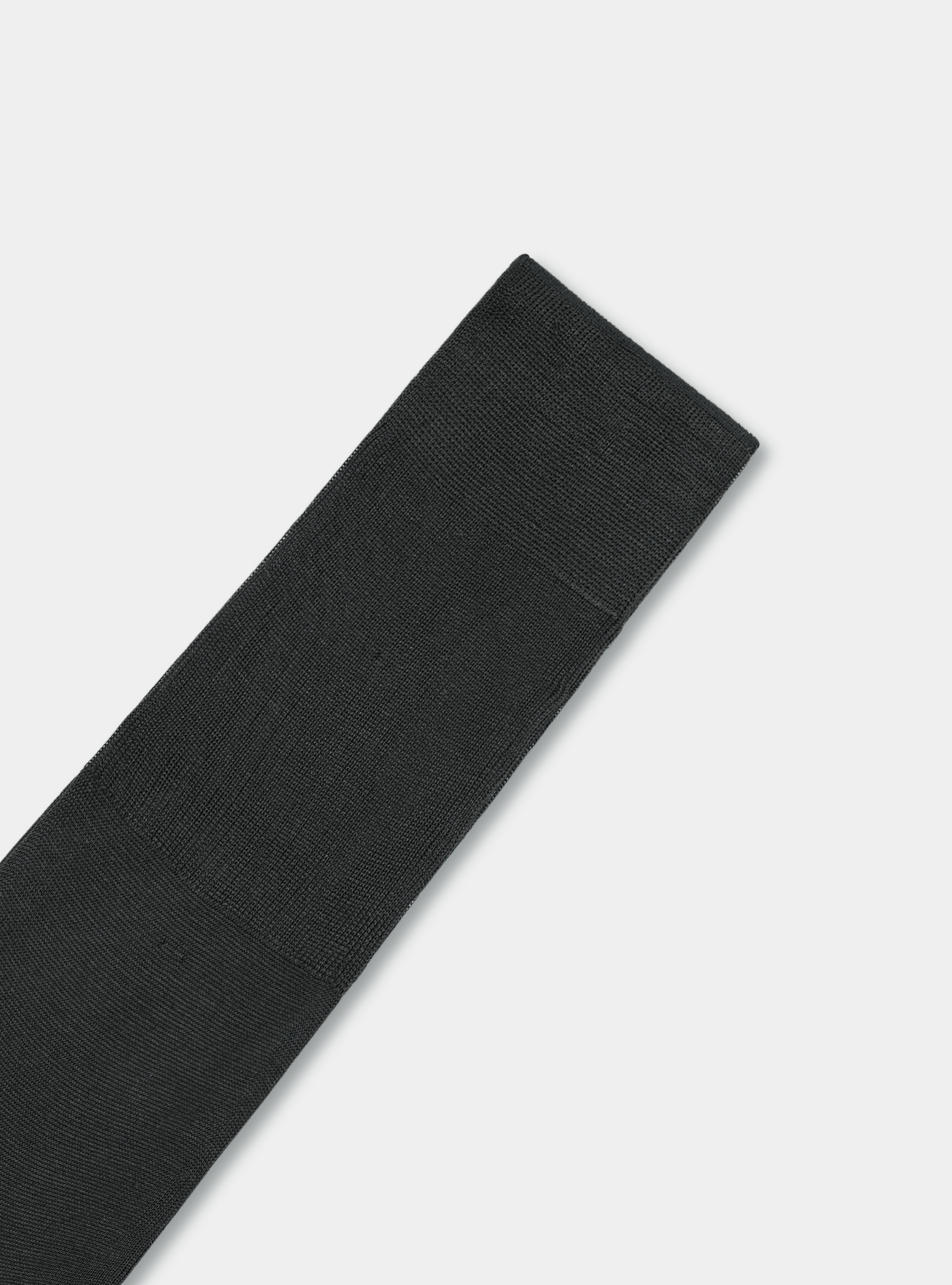 Long socks made of Scottish yarn, ASPHALT GREY