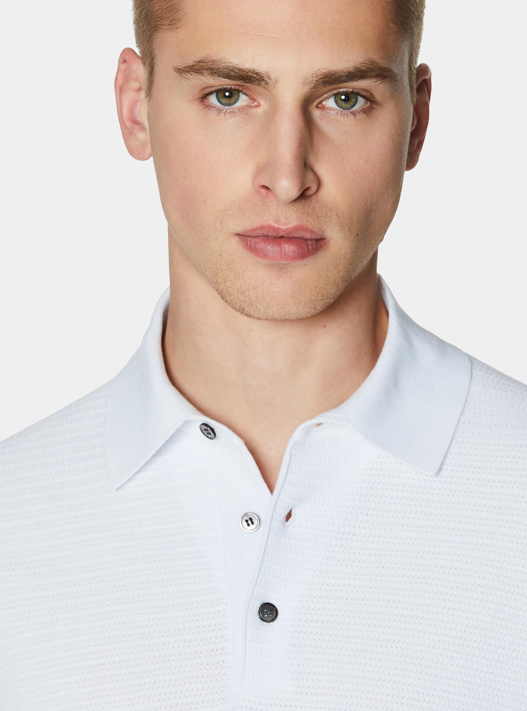 Polo en maille de coton textur&eacute;, BLANC