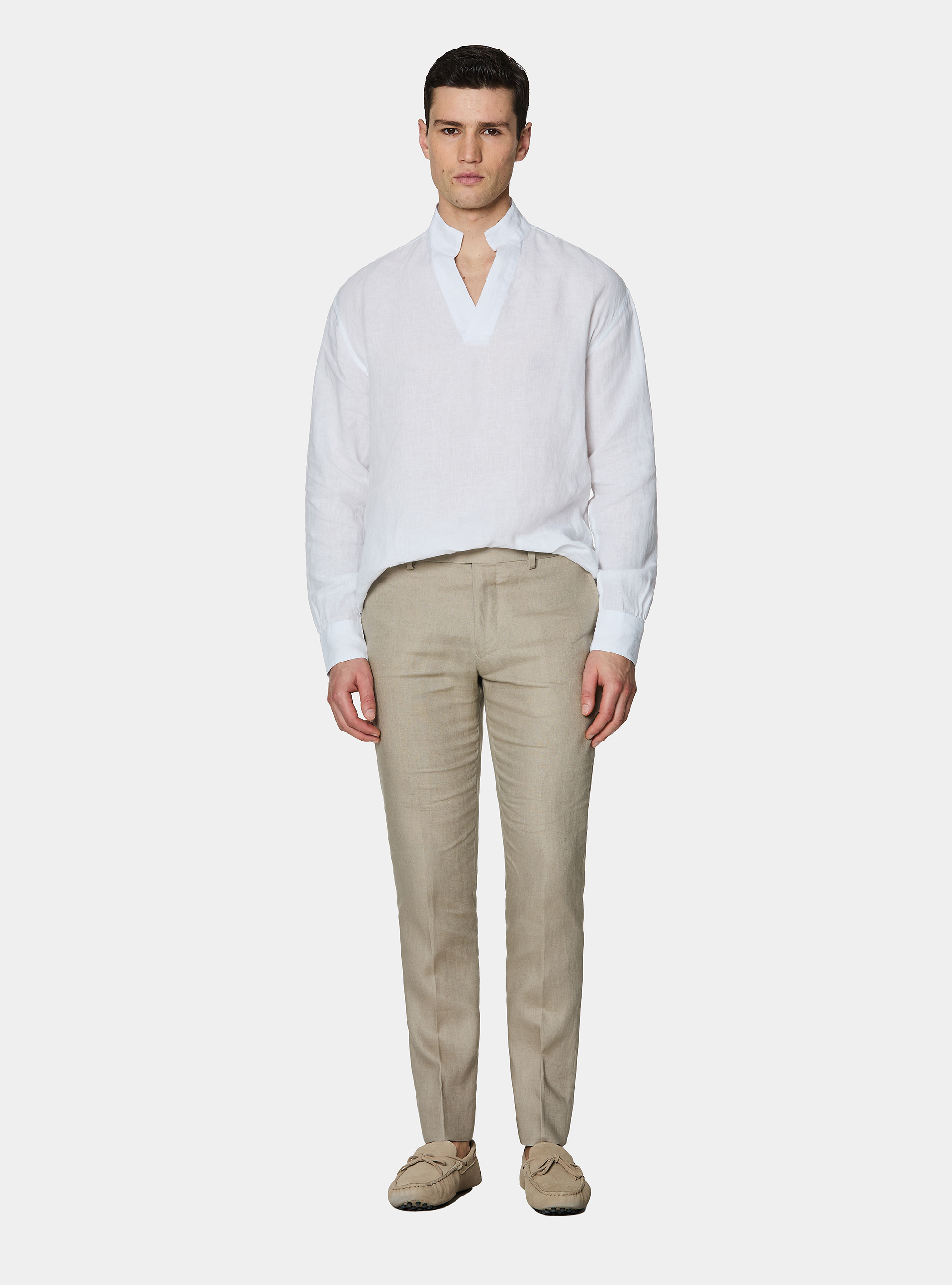 Pure linen shirt with wing collar, WHITE