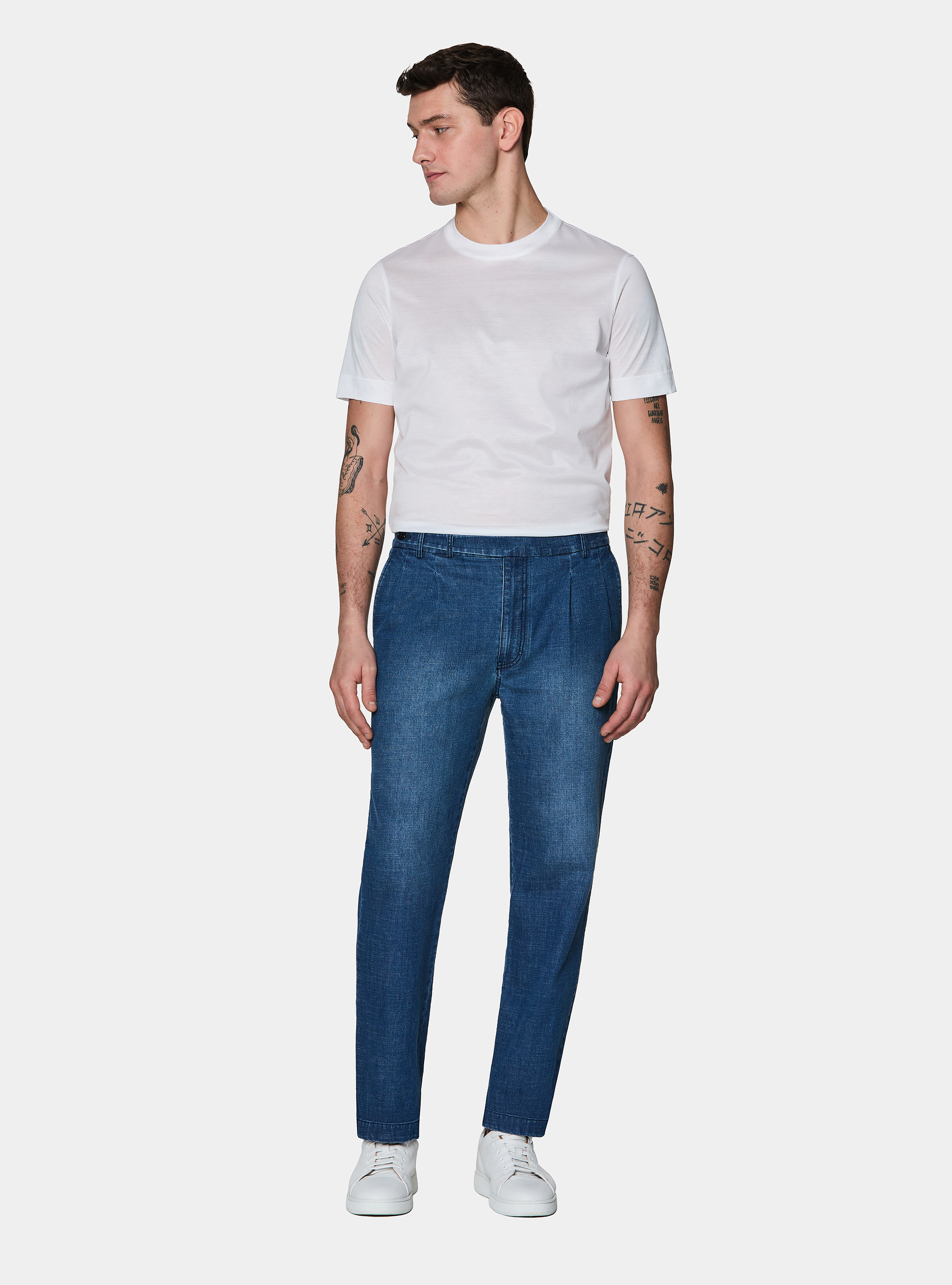 Loose-fit trousers with pleats in chambray cotton, BLUE