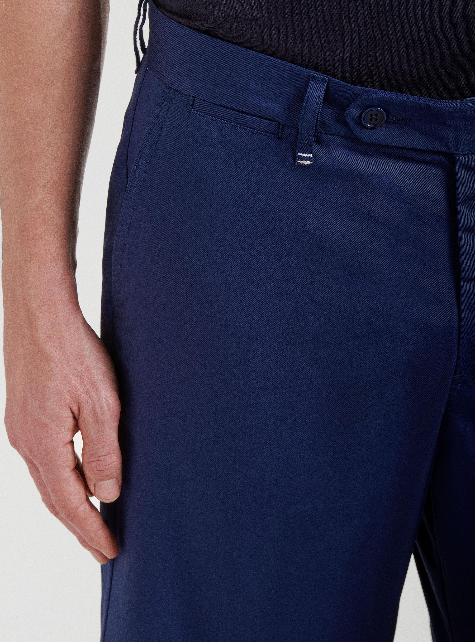 Lightweight twill shorts, BLUE