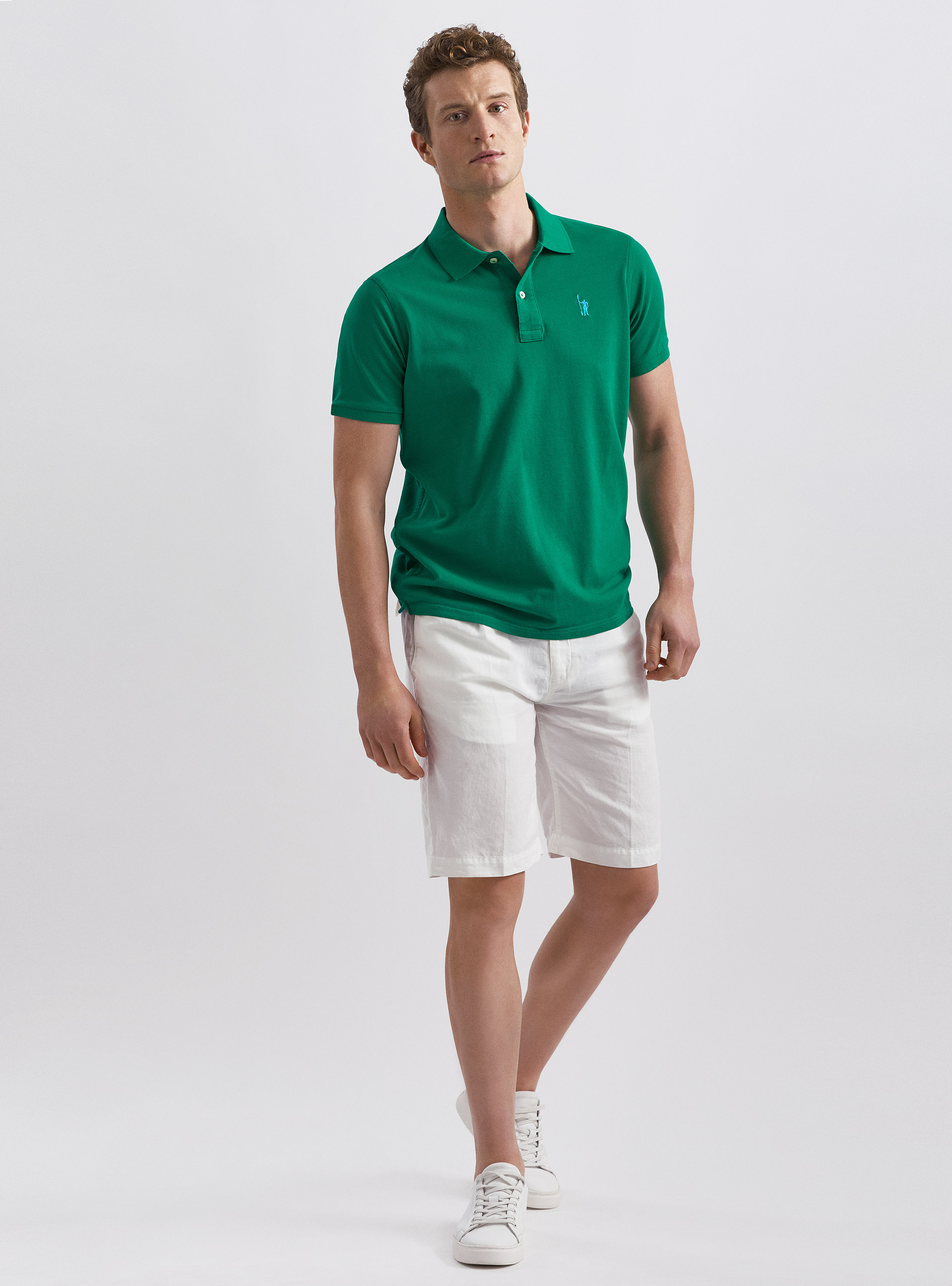 Klassisches Baumwoll-Piqu&eacute;-Polo mit Stickerei, VERDE 0600C