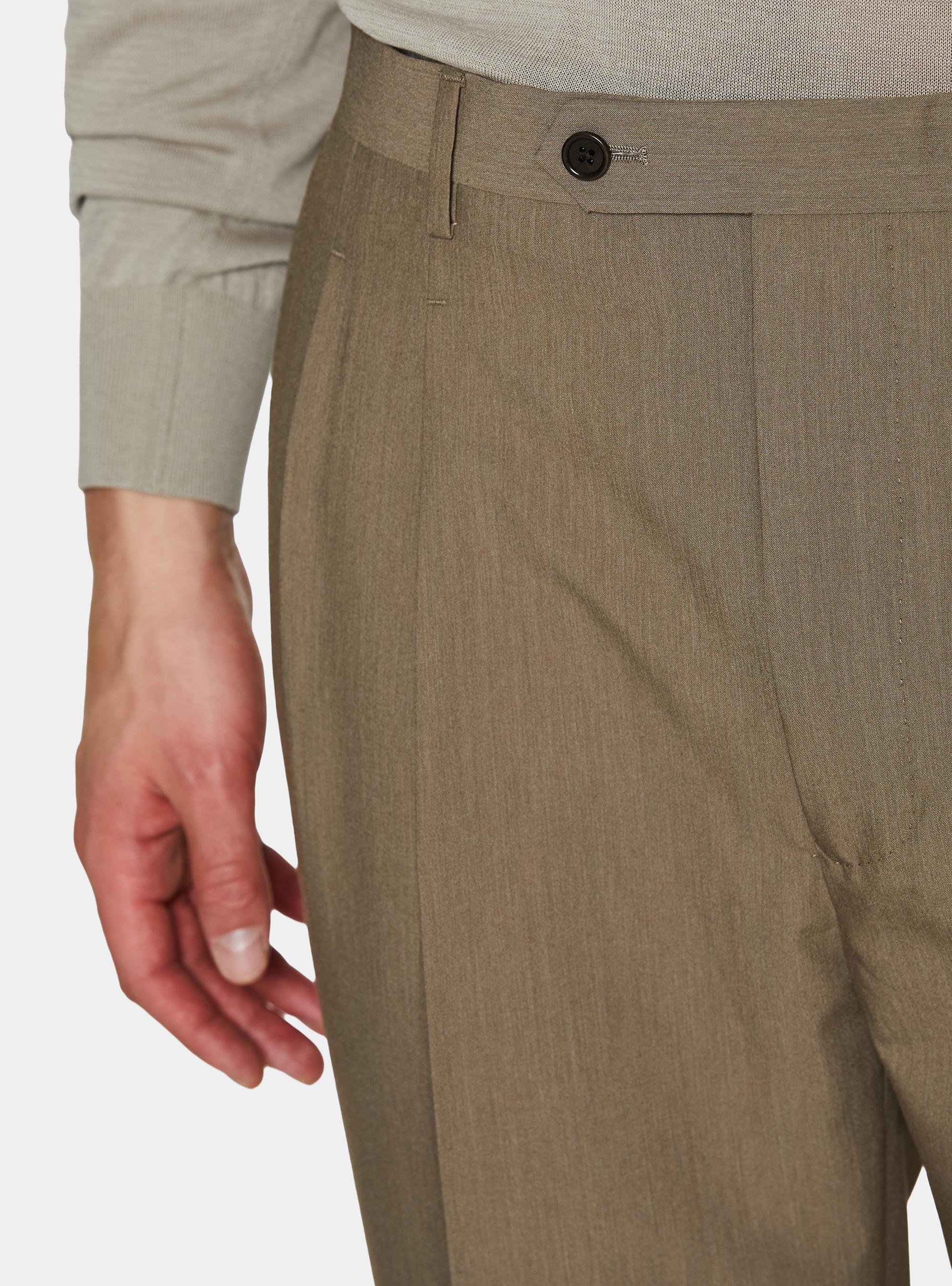 Pantalon classique &agrave; pinces, BOUE