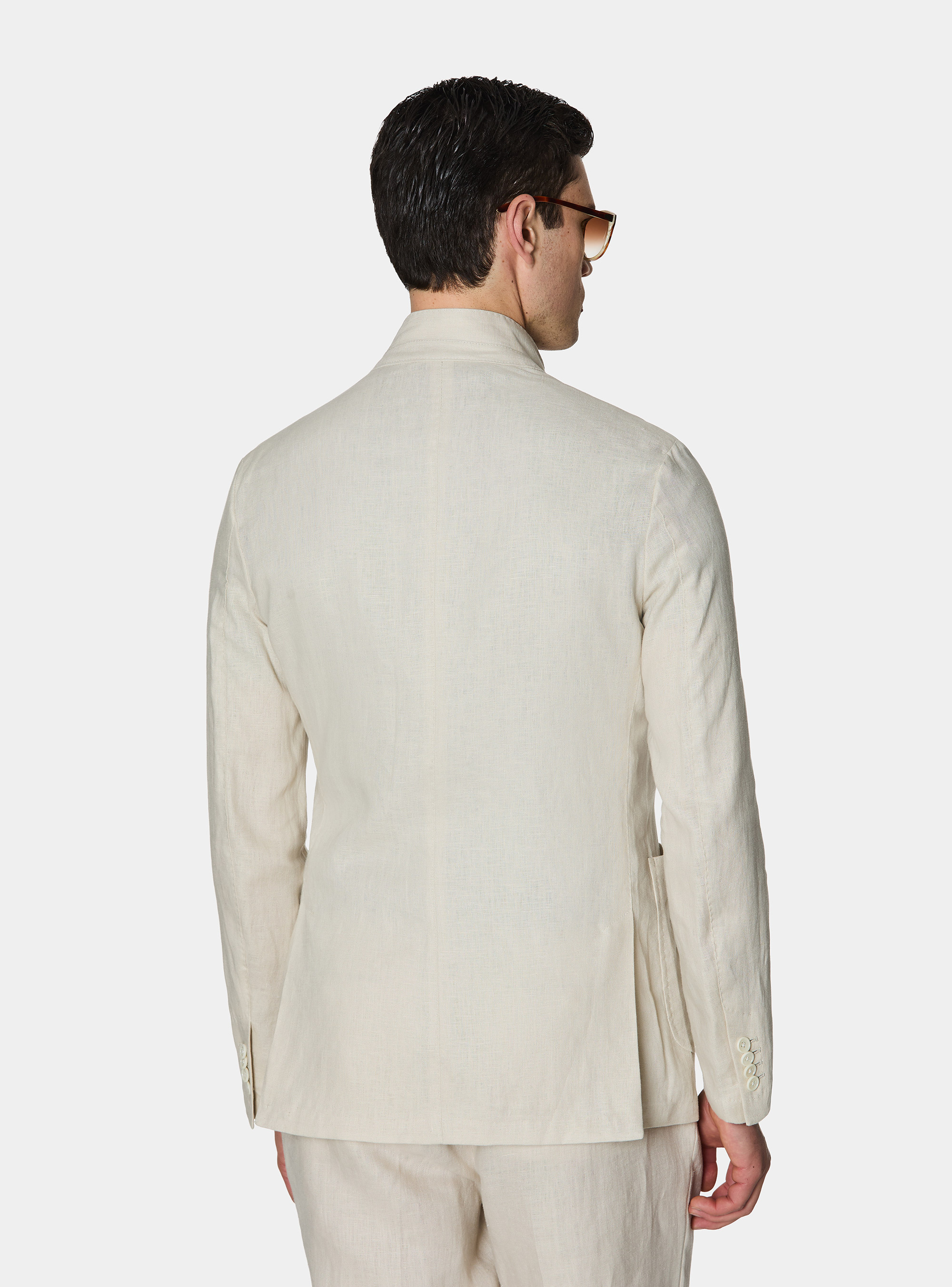 Veste cor&eacute;enne en pur lin, &Atilde; CRU