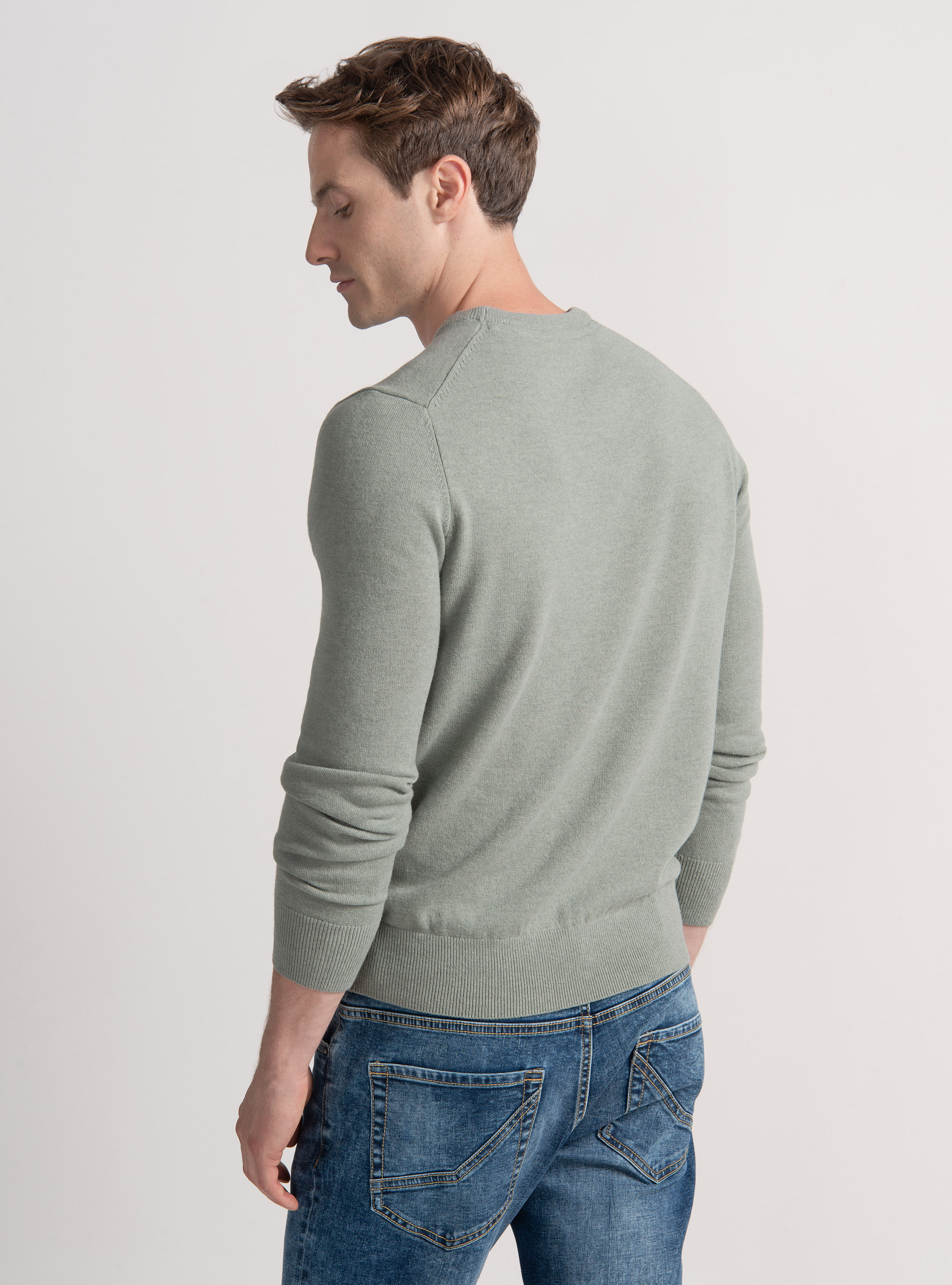 Maglia girocollo in lana lambswool e cashmere, VERDE GIADA 0655C