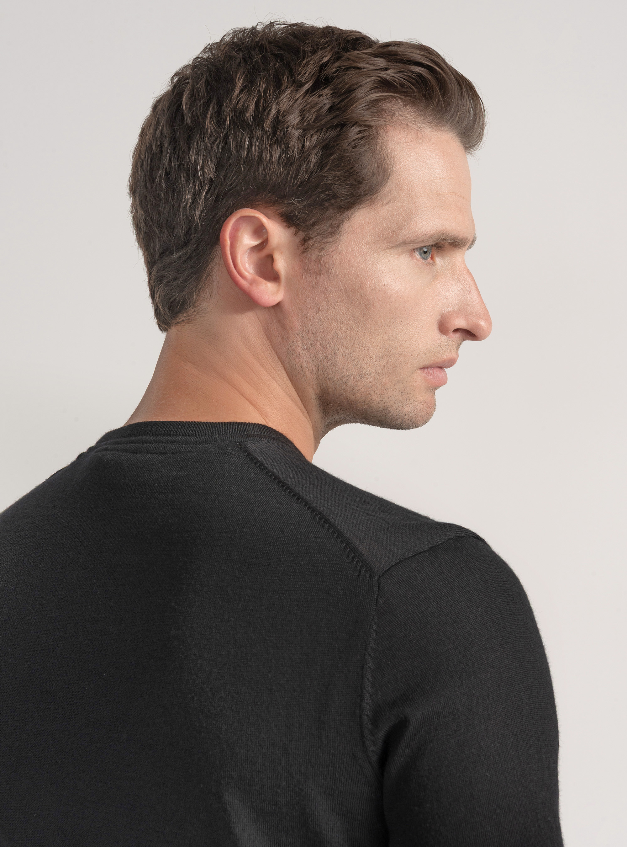 Crew-neck sweater in pure extra-fine merino wool, BLACK
