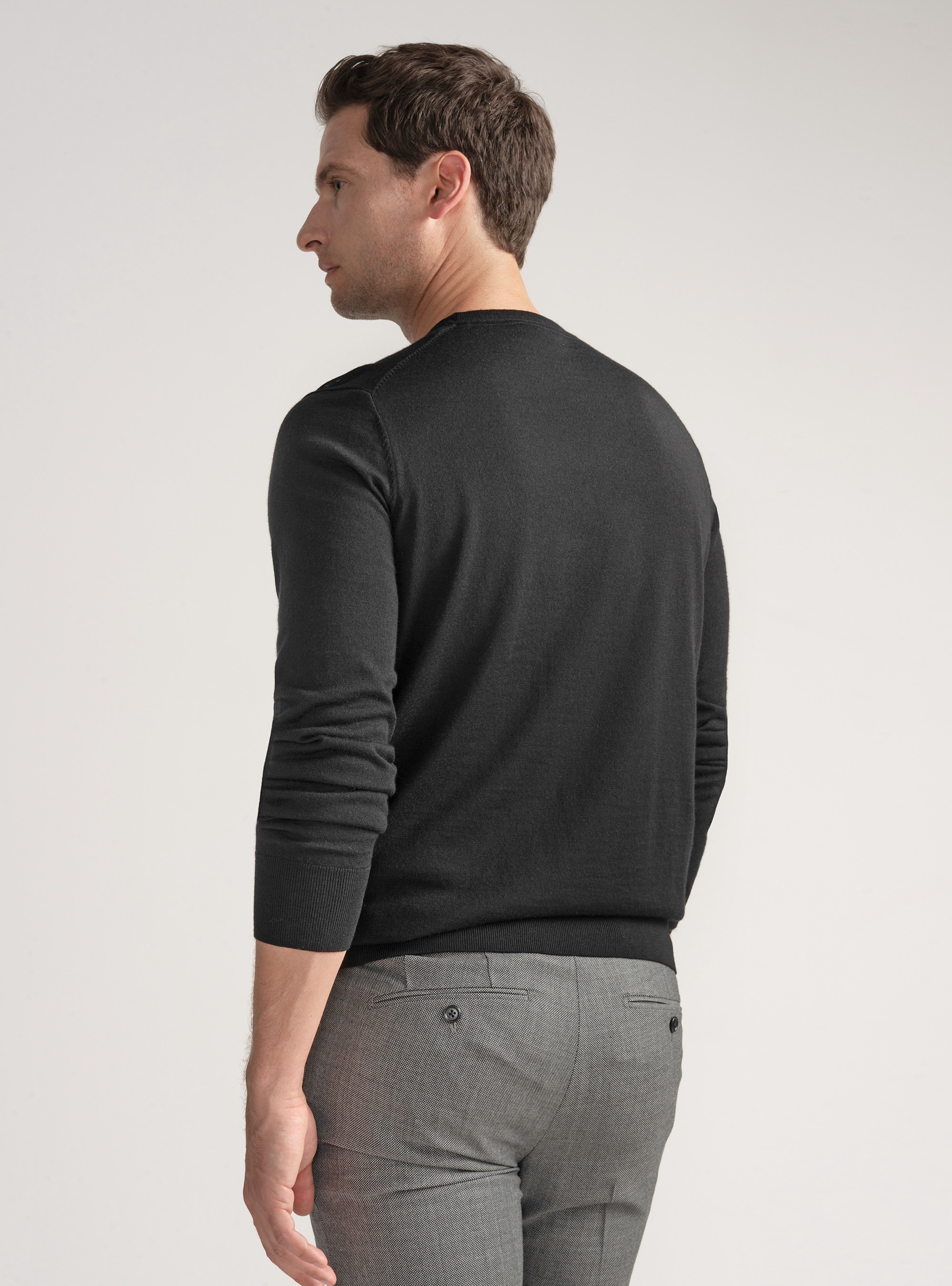 Crew-neck sweater in pure extra-fine merino wool, BLACK