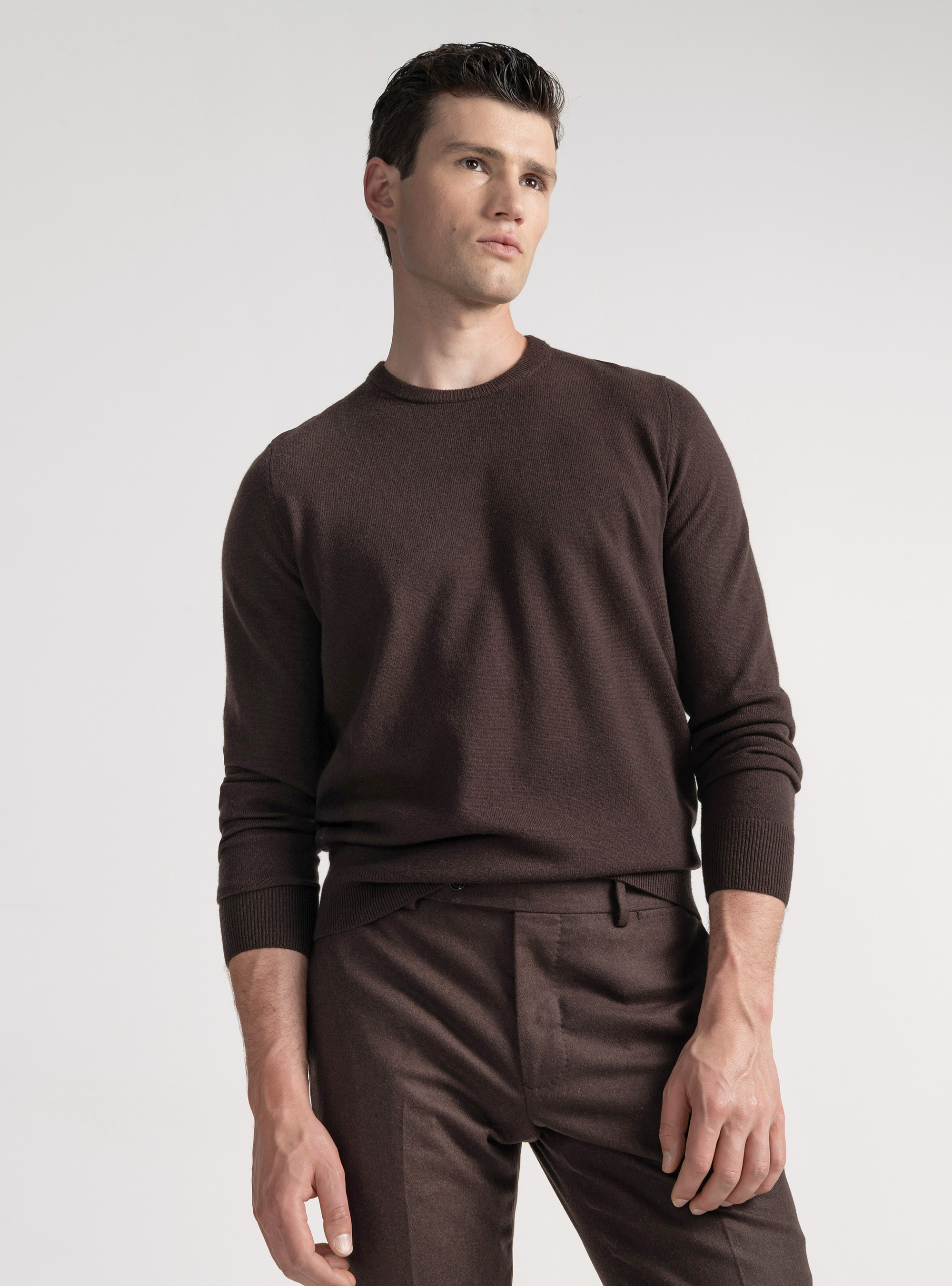 Maglia girocollo in lana lambswool e cashmere, MARRONE