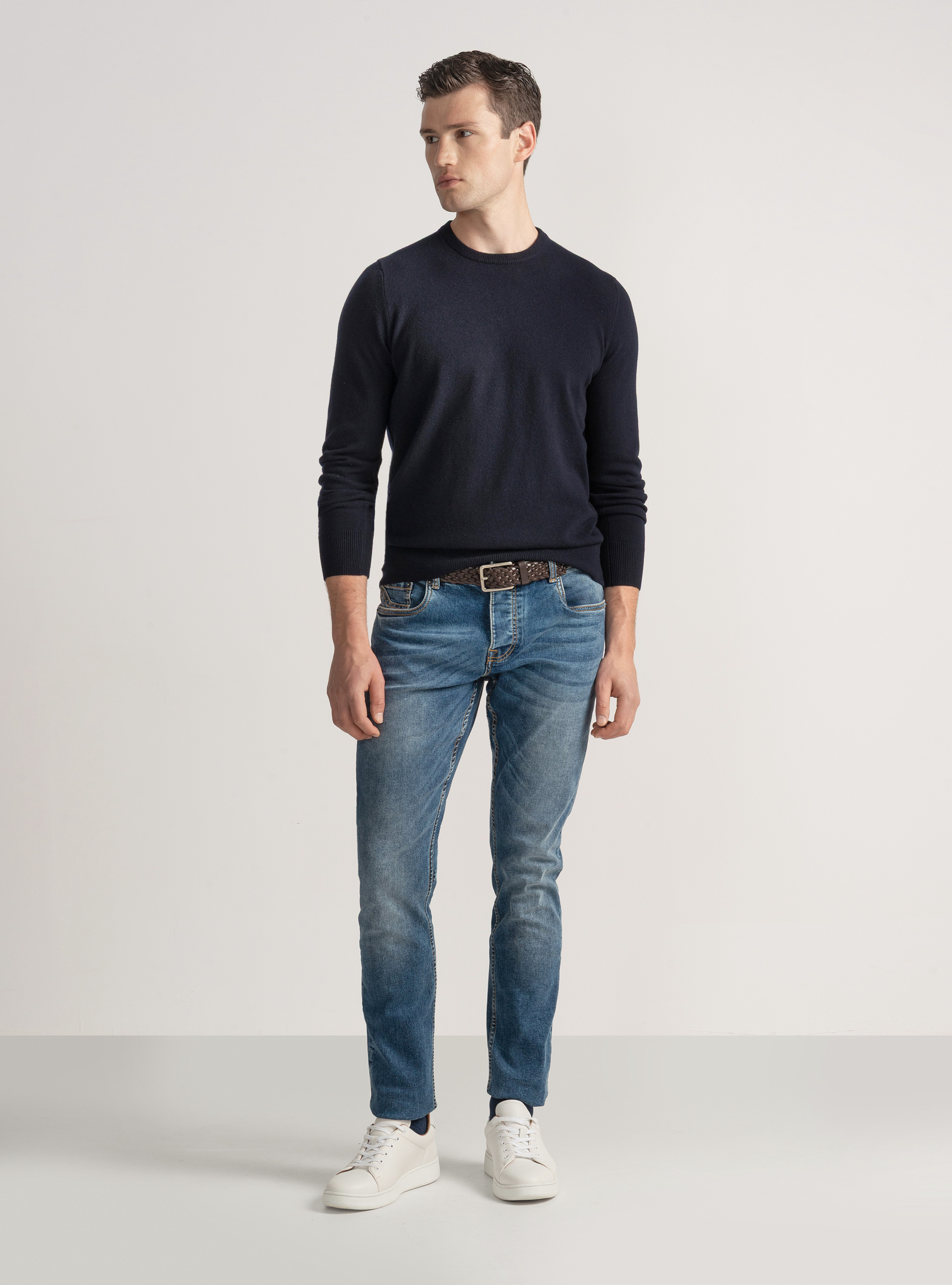 Maglia girocollo in lana lambswool e cashmere, BLU NAVY
