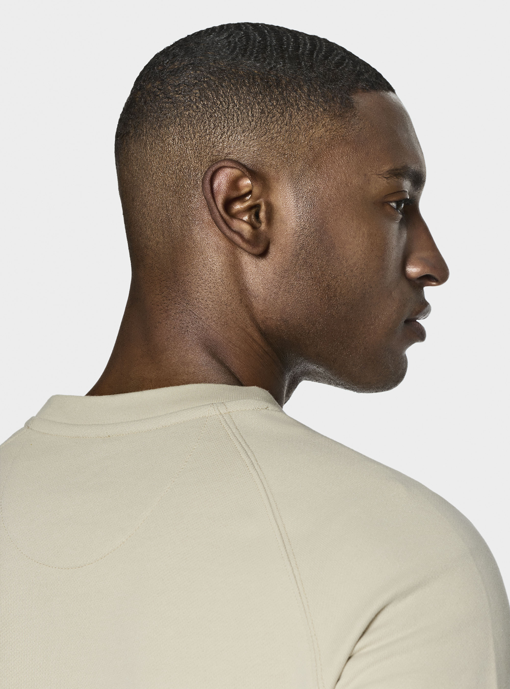 Sudadera b&aacute;sica de cuello redondo GT01, ECRU 0536C