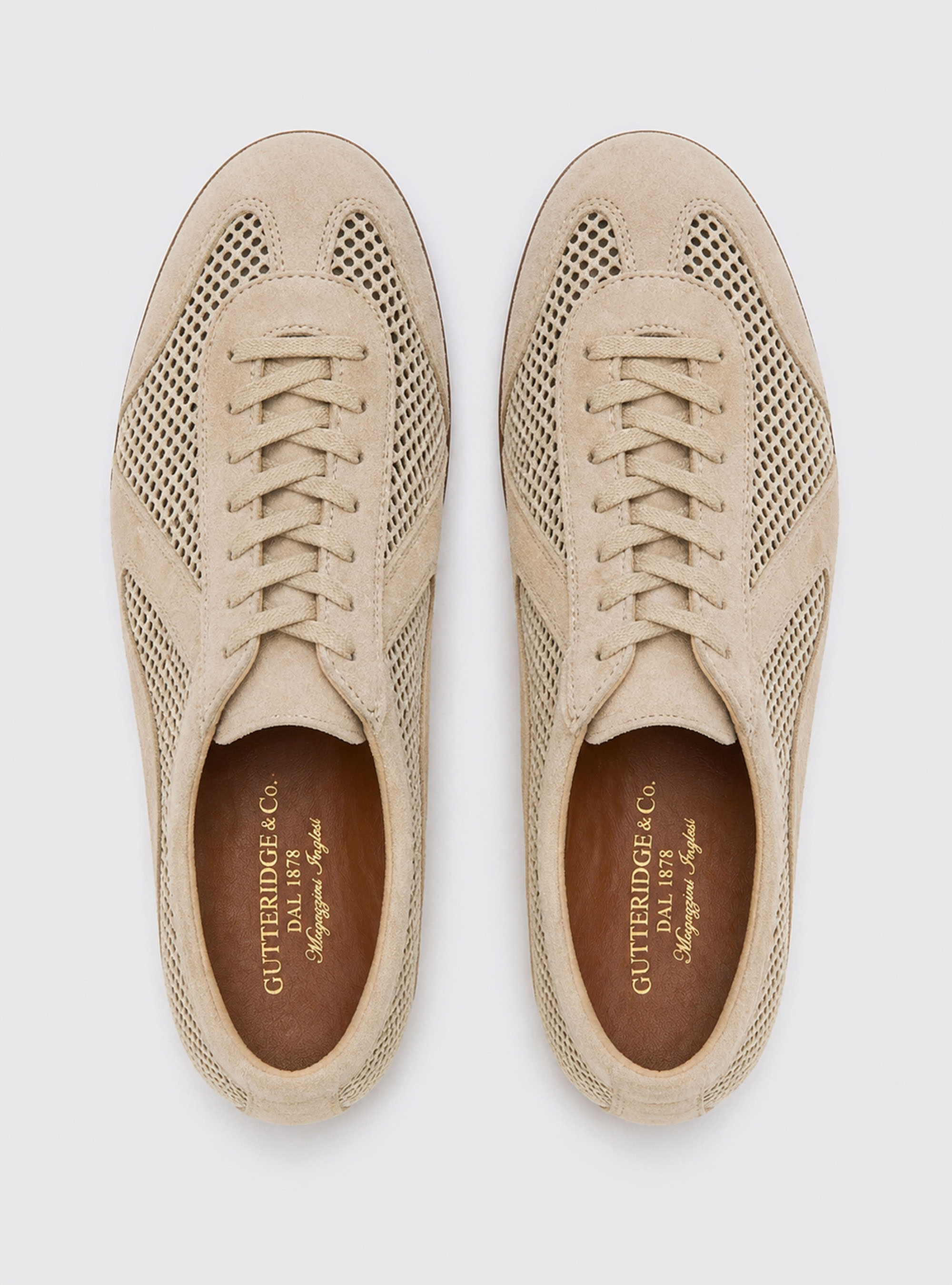 Sneakers en daim et mesh, &Atilde; CRU