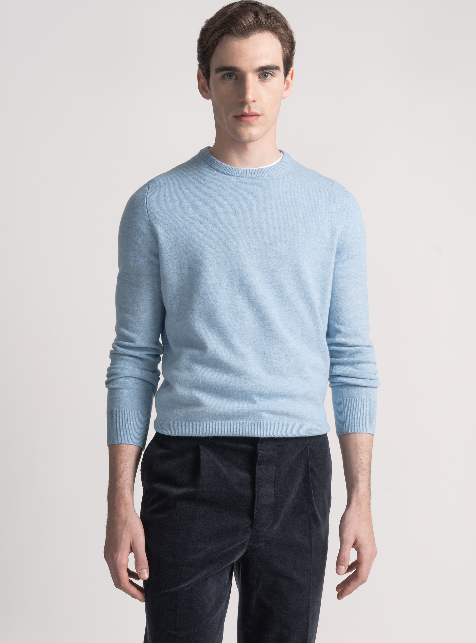 Maglia girocollo in lana lambswool e cashmere, AZZURRO POLVERE 0283C
