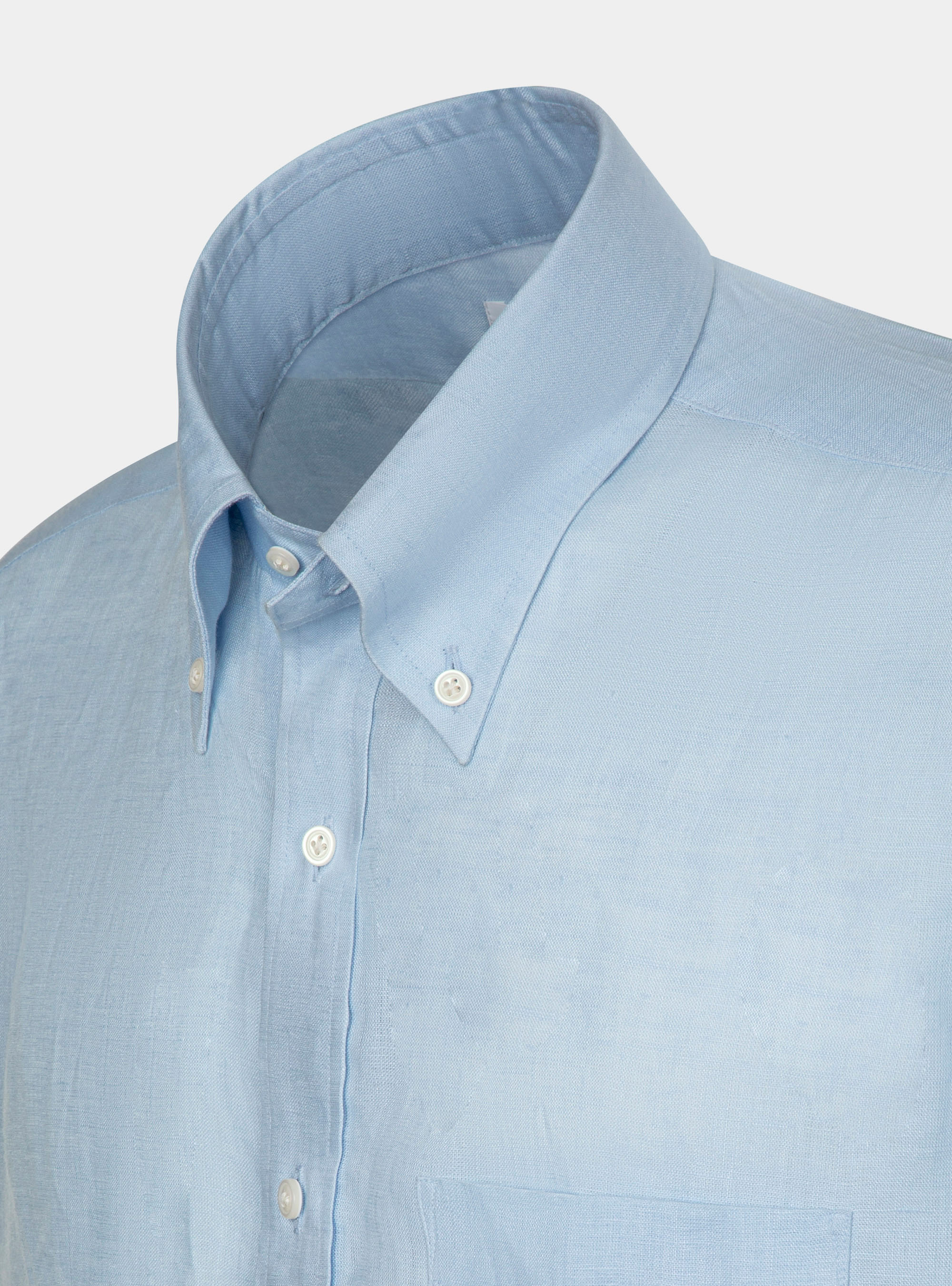 Classic fit comfortable shirt in pure linen with button-down collar, LIGHT BLUE