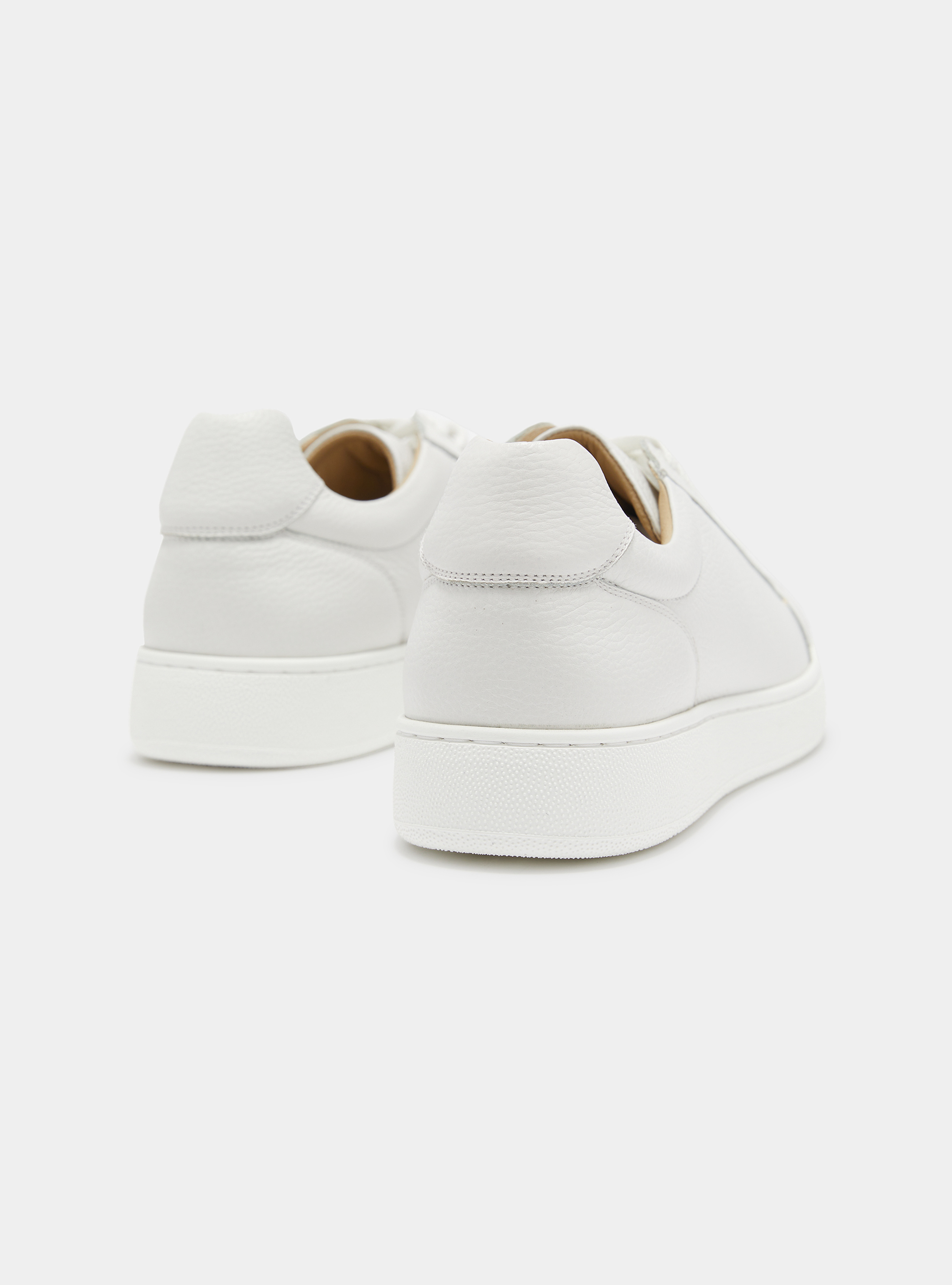 Baskets en nappa martel&eacute;, BLANC