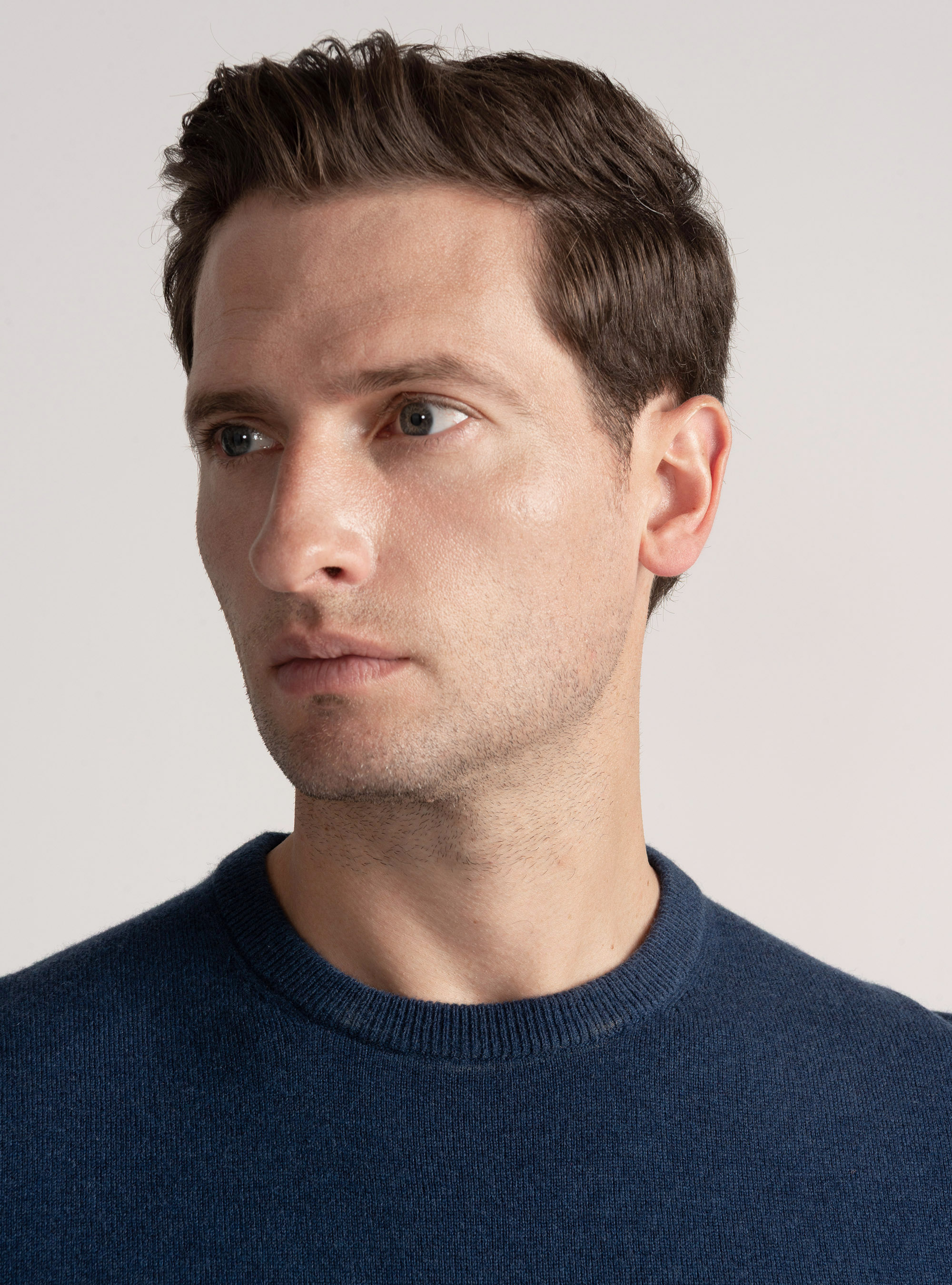 Maglia girocollo in lana lambswool e cashmere, INCHIOSTRO