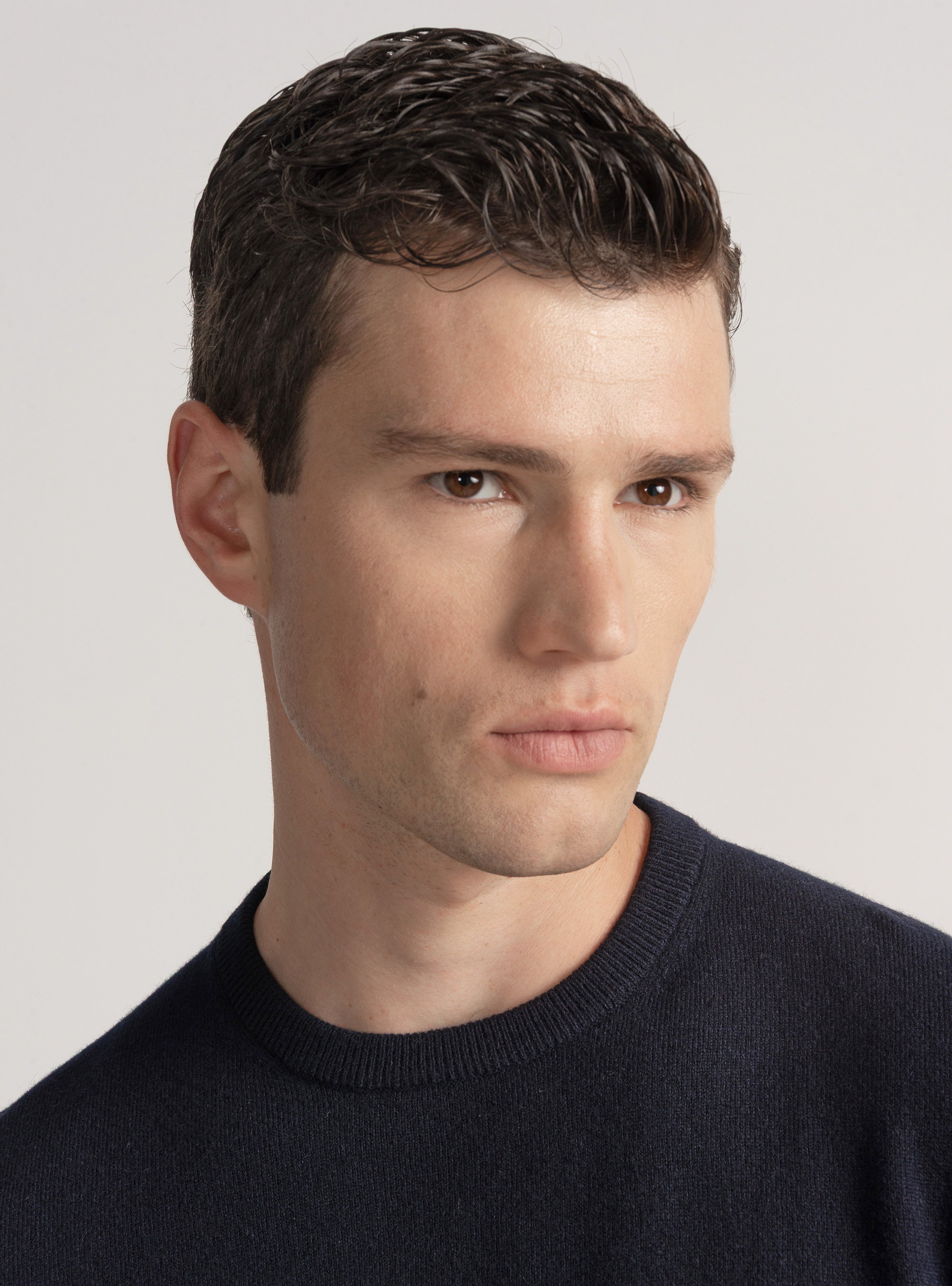 Maglia girocollo in lana lambswool e cashmere, BLU NAVY