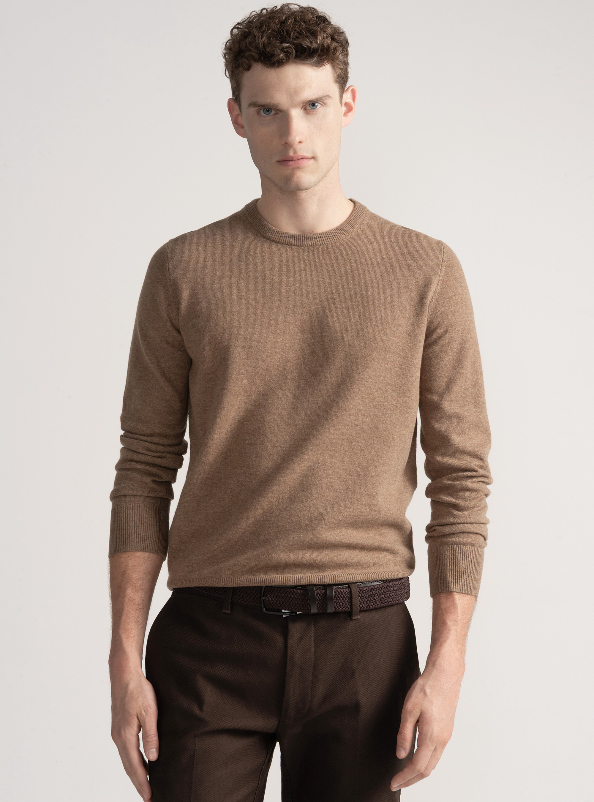 Maglia girocollo in lana lambswool e cashmere, FANGO