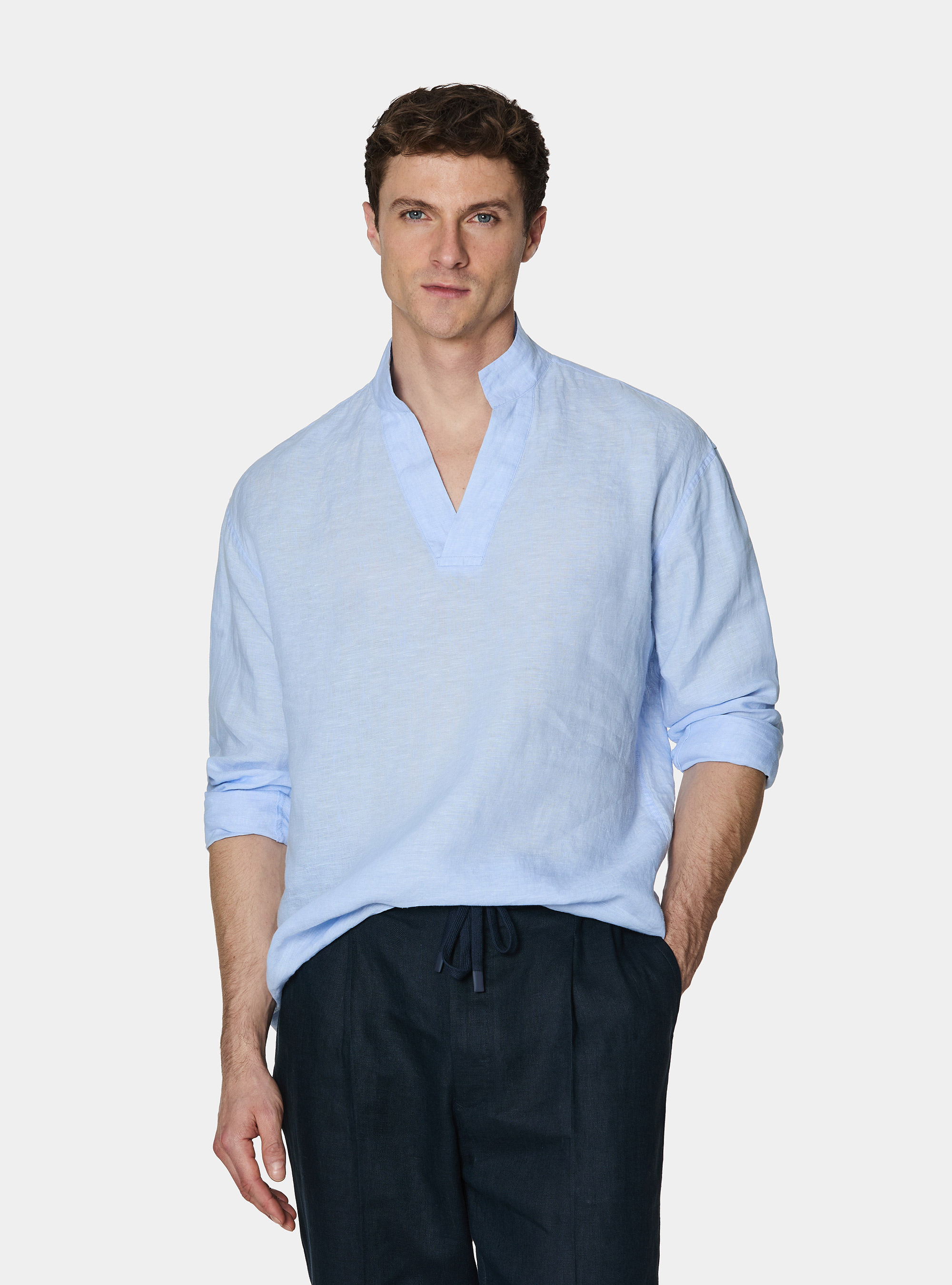 Pure linen shirt with wing collar, LIGHT BLUE