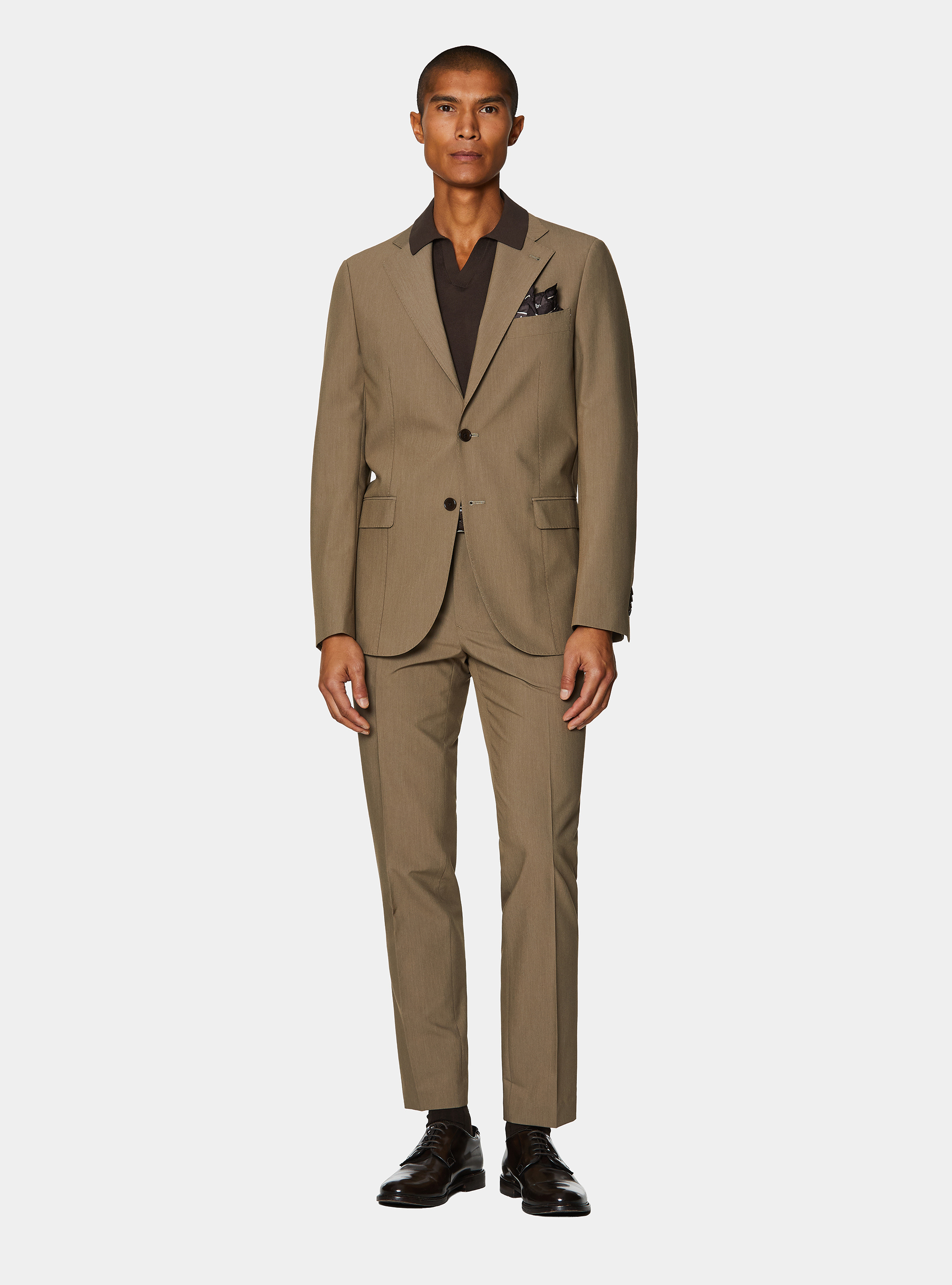Costume slim fit couleur boue, 